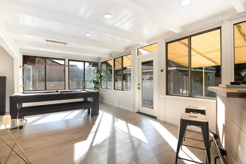 Large Home With Pool + Jacuzzi 洛杉矶 外观 照片